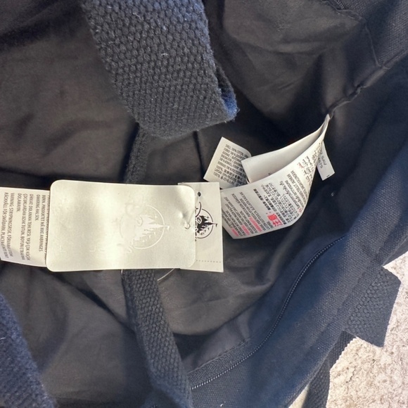 Disney Happy Halloween Re-usable Tote bag with zipper - Picture 6 of 8